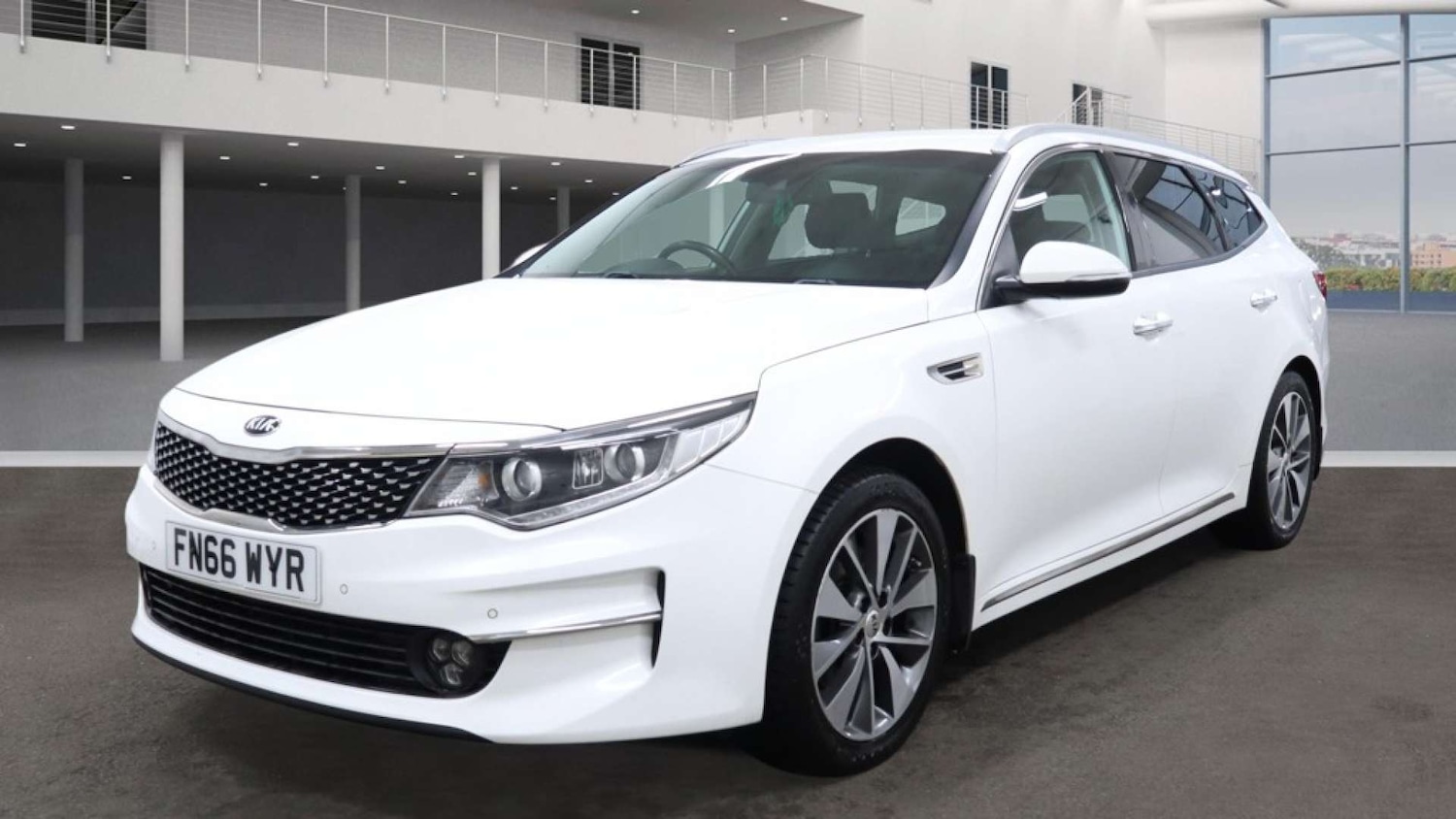 Used Kia Optima 2016 for sale - 77378420: Photo 2