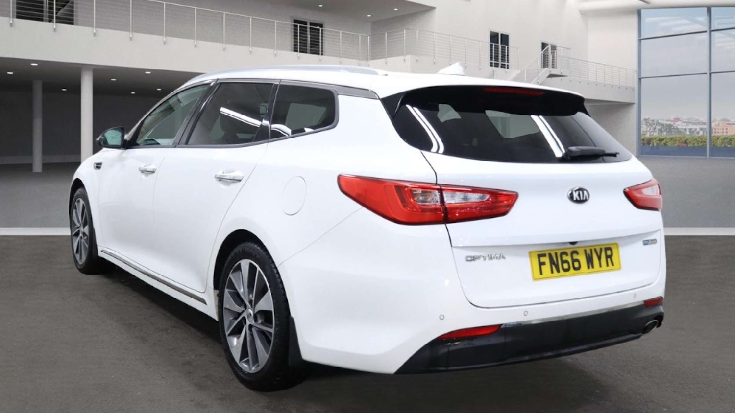 Used Kia Optima 2016 for sale - 77378420: Photo 3