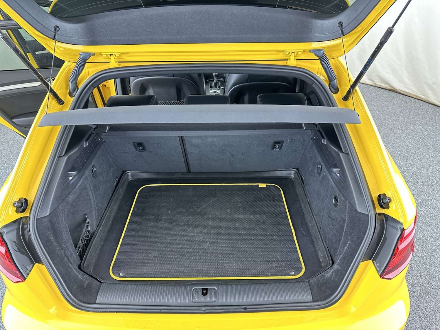 Used Audi A3 2017 for sale - 78111262: Photo 10