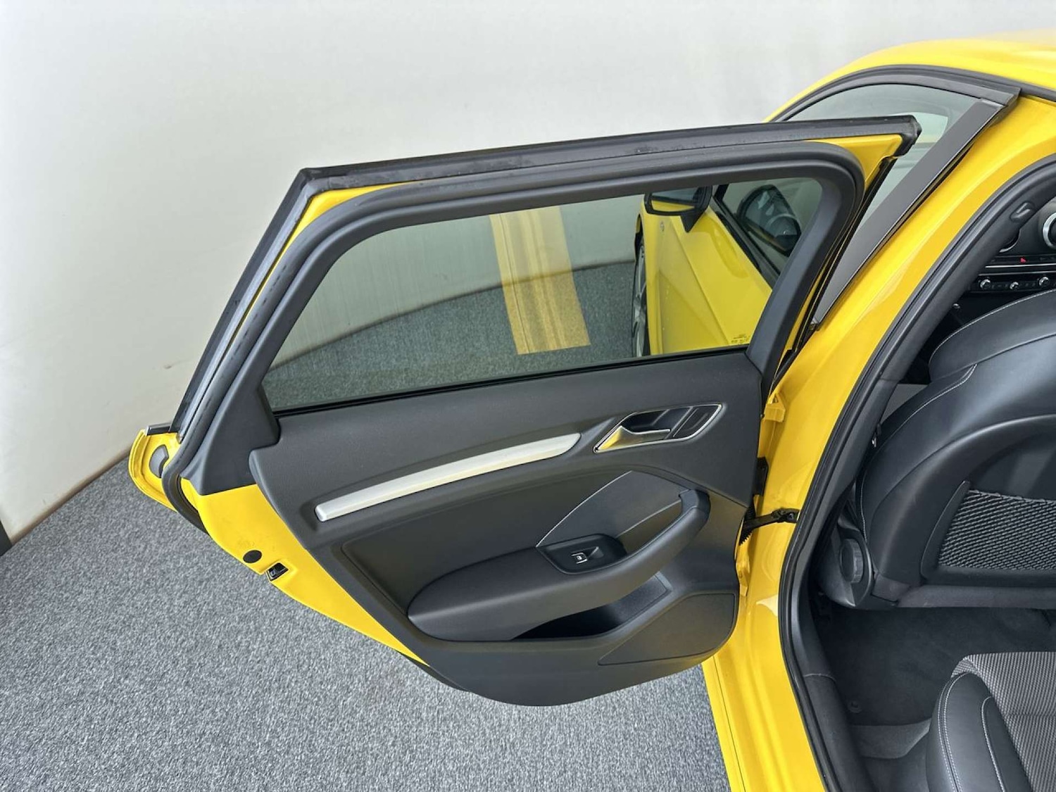 Used Audi A3 2017 for sale - 78111262: Photo 28