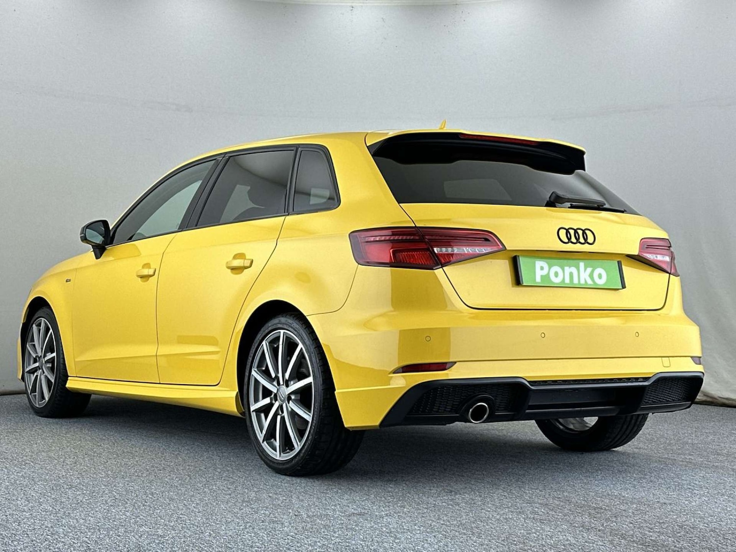 Used Audi A3 2017 for sale - 78111262: Photo 3