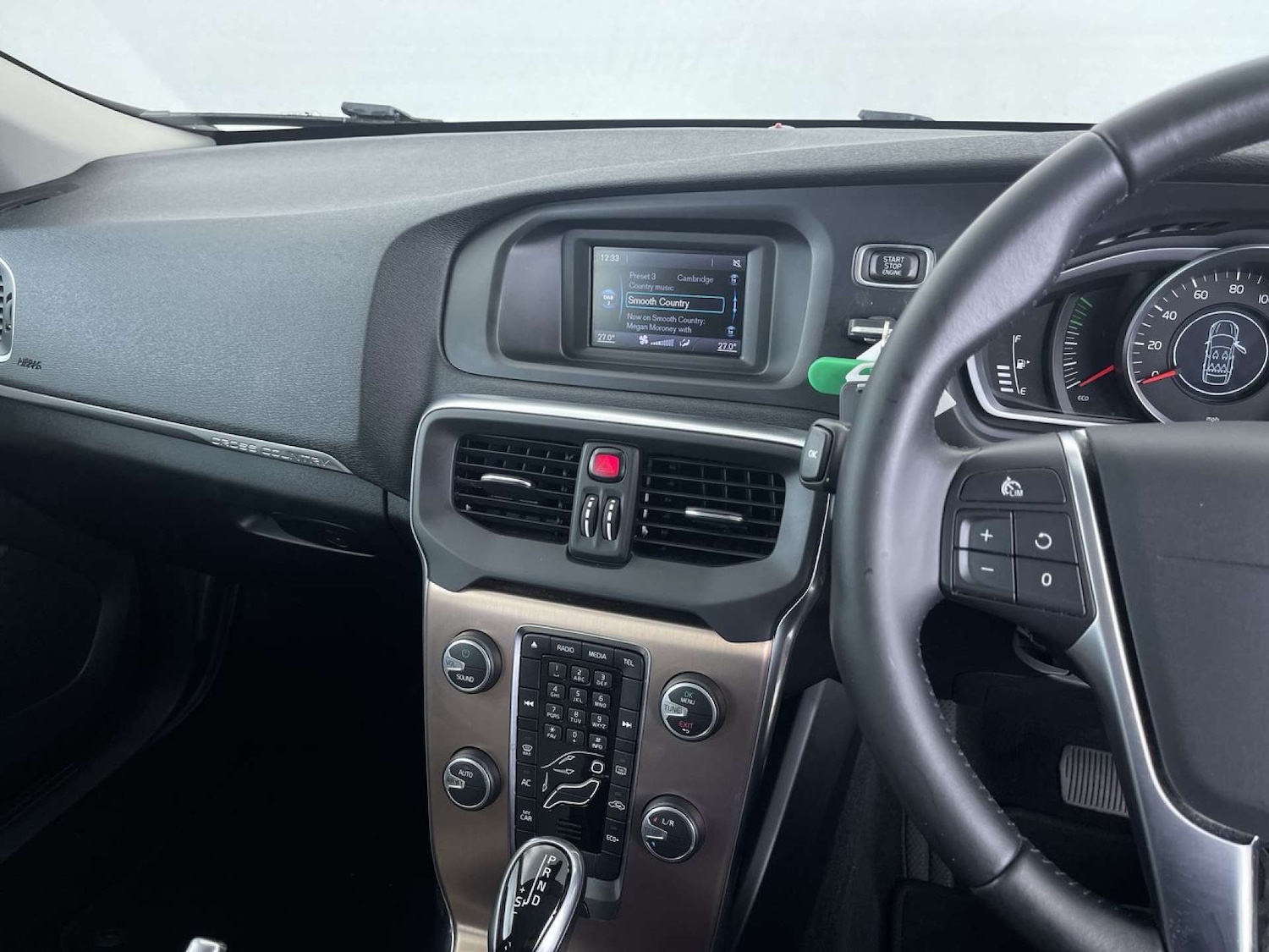 Used Volvo V40 2016 for sale - 77200714: Photo 44