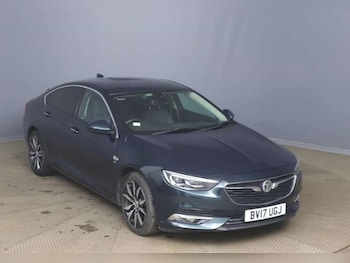 Vauxhall - Insignia