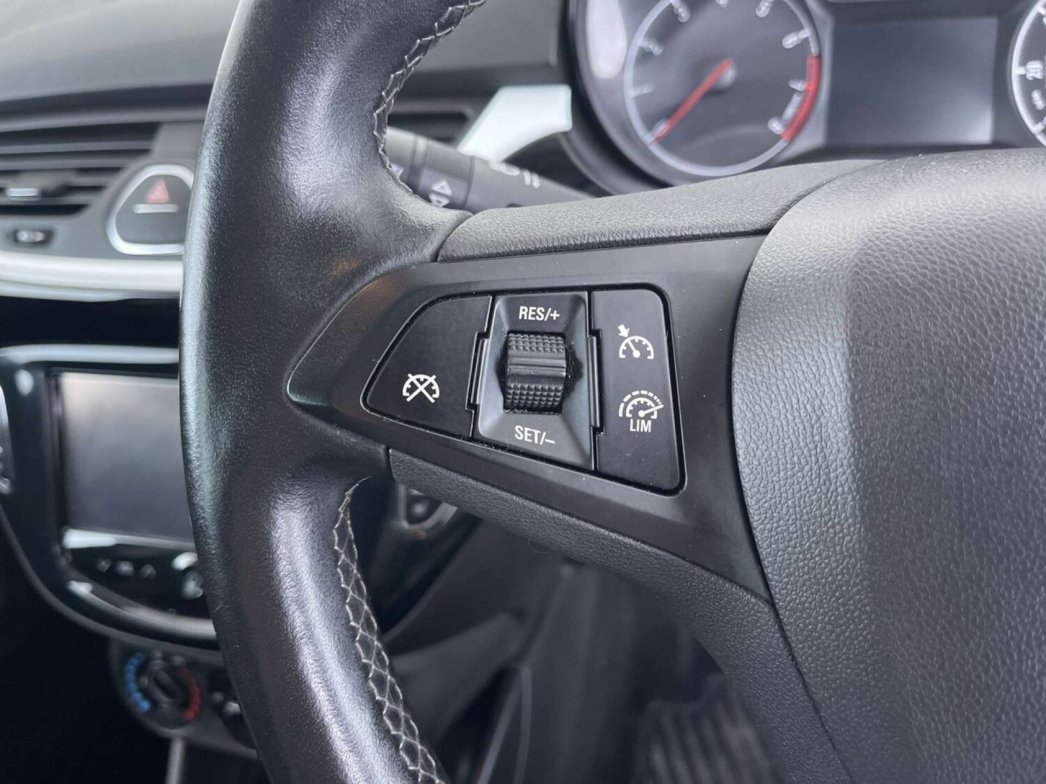 Used Vauxhall Corsa 2015 for sale - 76544312: Photo 50