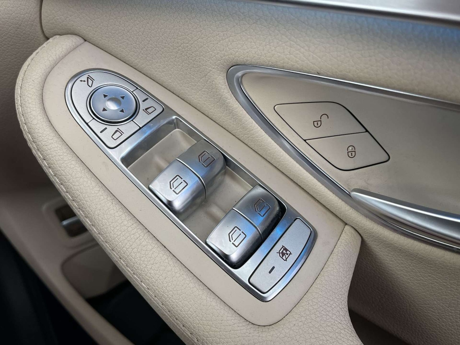 Used Mercedes-Benz C Class 2016 for sale - 76711662: Photo 51