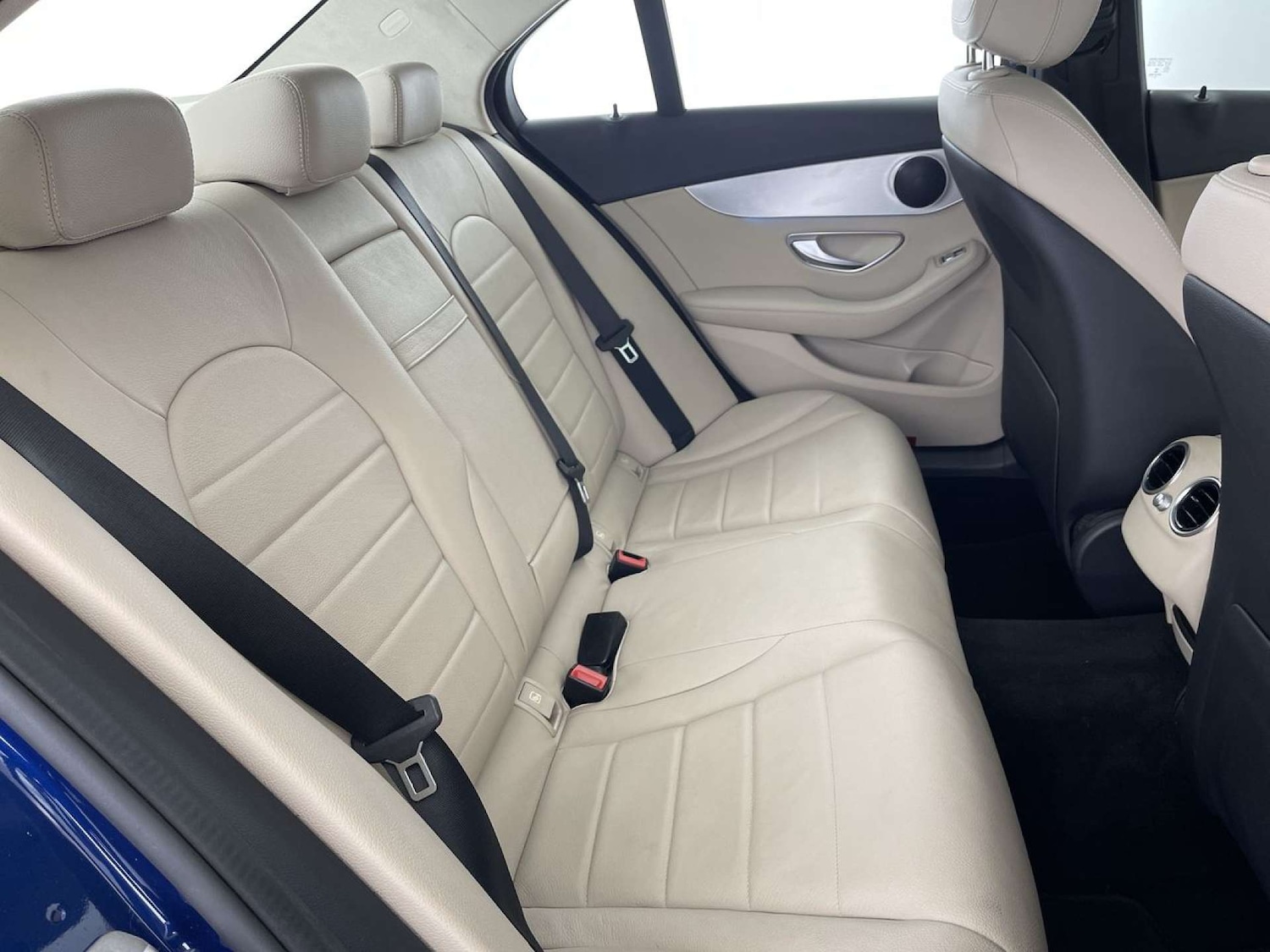 Used Mercedes-Benz C Class 2016 for sale - 76711662: Photo 9