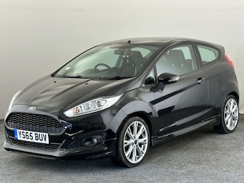 Used Ford Fiesta 2015 for sale - 78281666: Photo