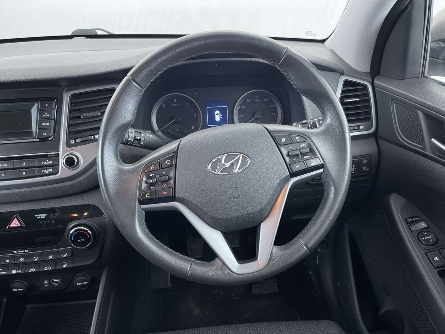 Used Hyundai TUCSON 2016 for sale - 76209986: Photo 36