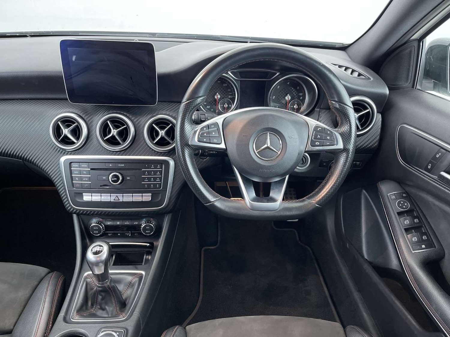 Used Mercedes-Benz A-Class 2017 for sale - 76481381: Photo 35