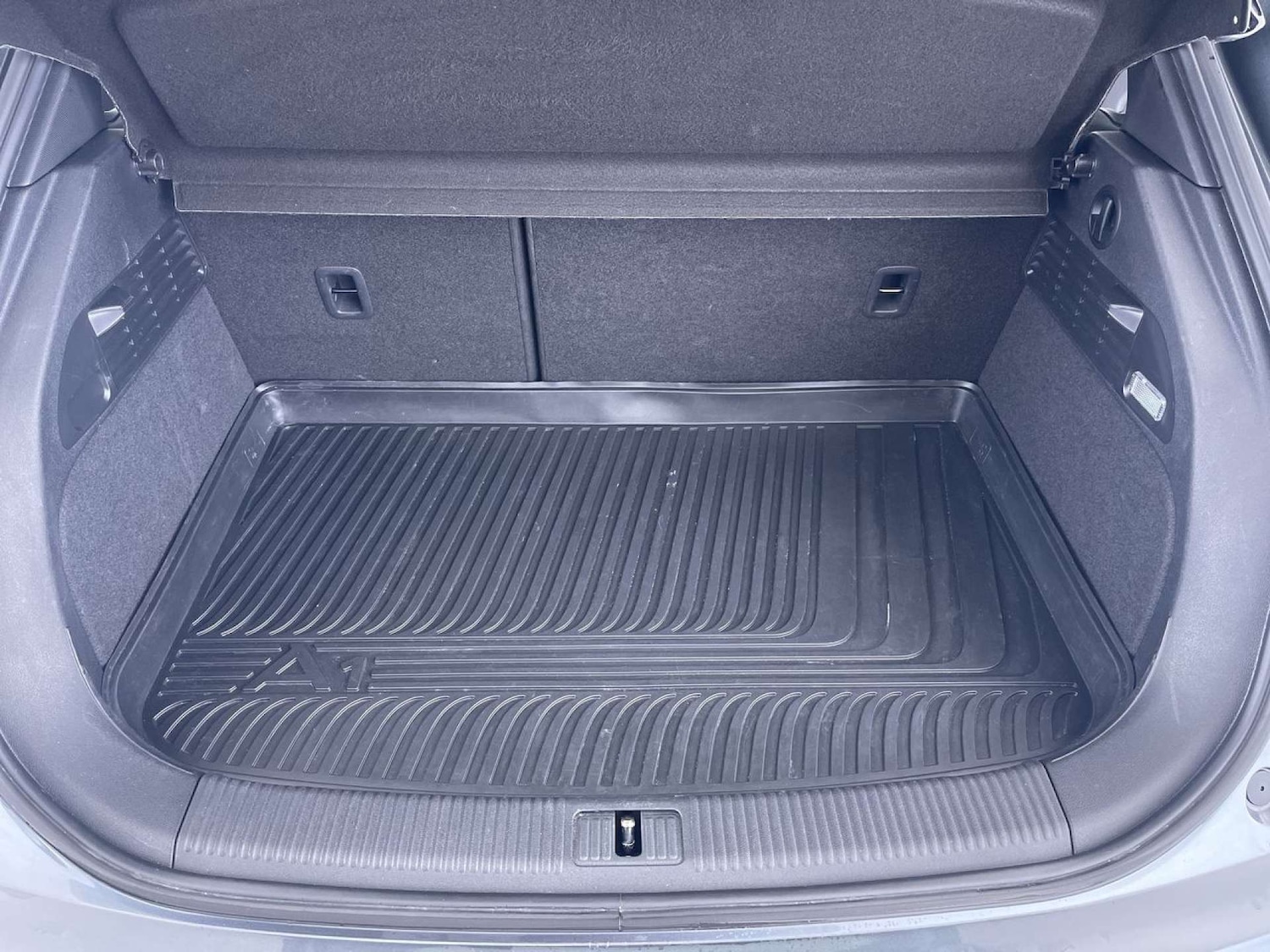 Used Audi A1 2015 for sale - 76556030: Photo 10