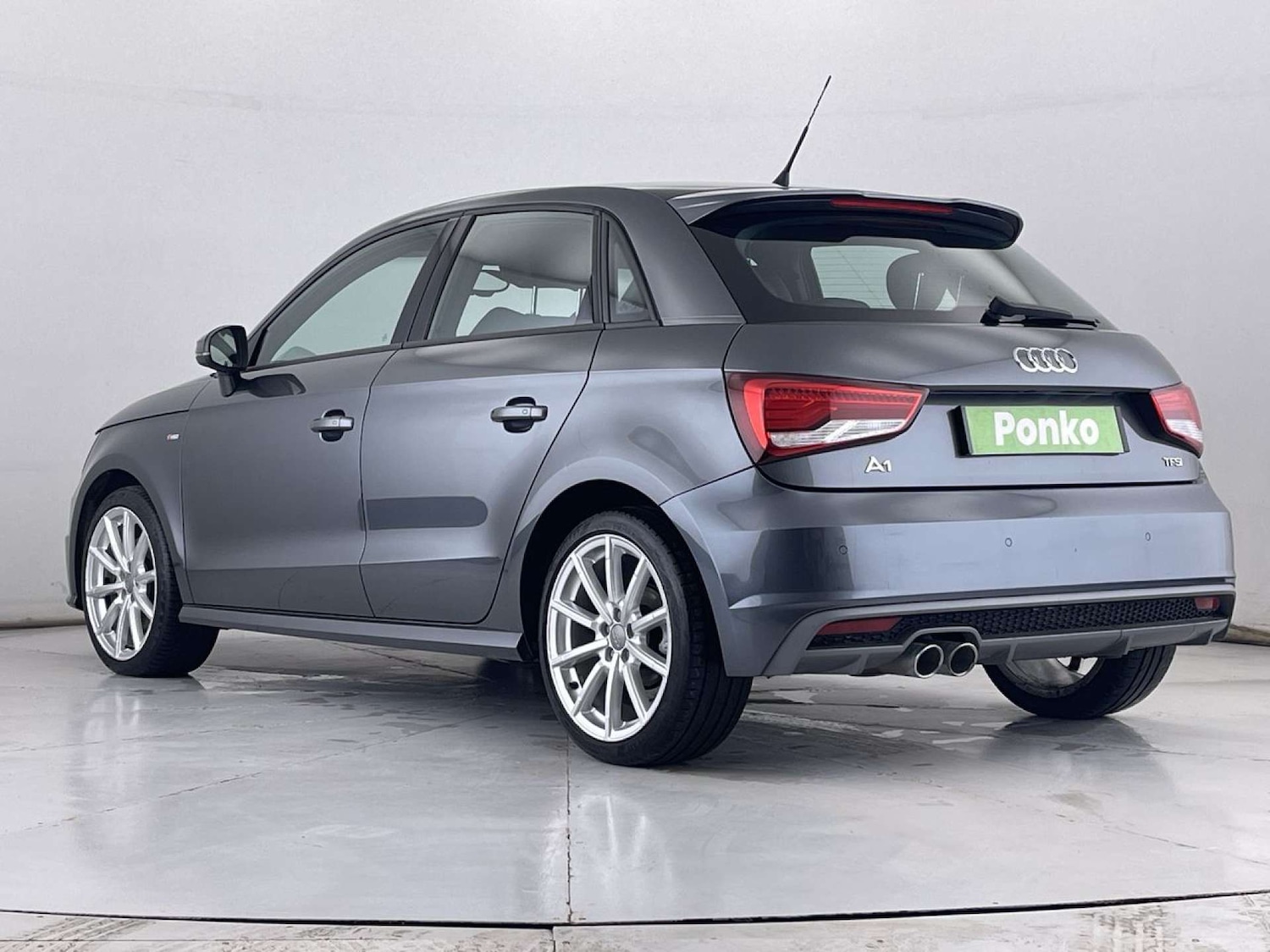 Used Audi A1 2015 for sale - 76556030: Photo 3