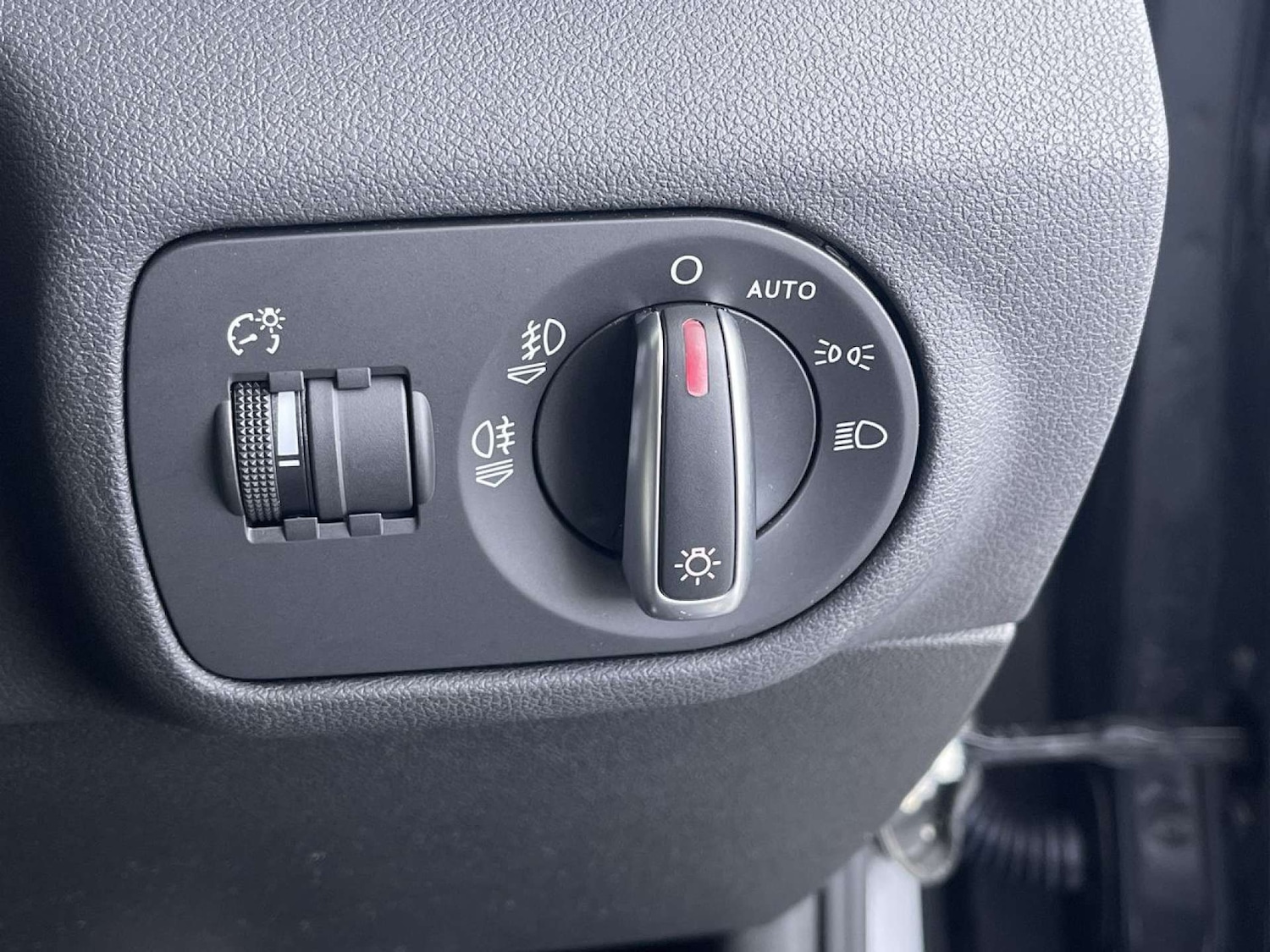 Used Audi A1 2015 for sale - 76556030: Photo 47