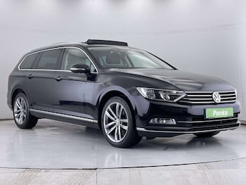Used Volkswagen Passat 2017 for sale - 76651369: Photo