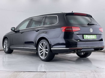 Used Volkswagen Passat 2017 for sale - 76651369: Photo