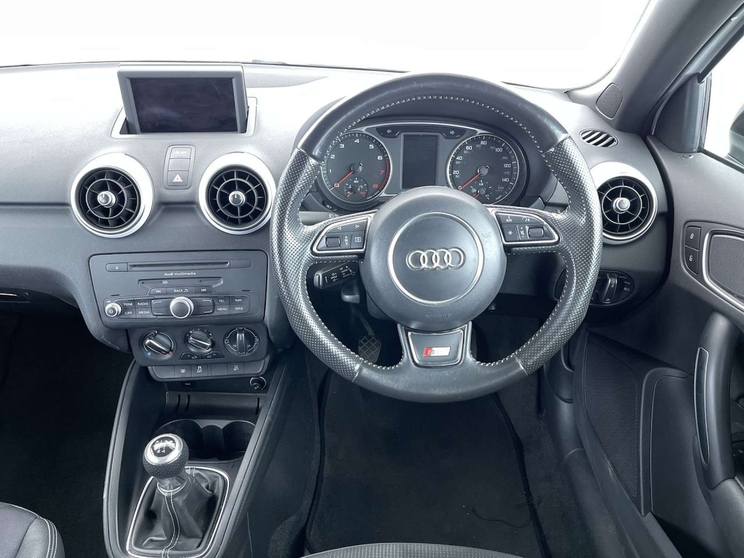 Used Audi A1 2014 for sale - 76830226: Photo 35