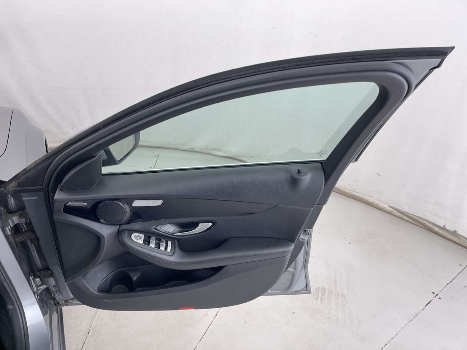 Used Mercedes-Benz C Class 2016 for sale - 76038508: Photo 26