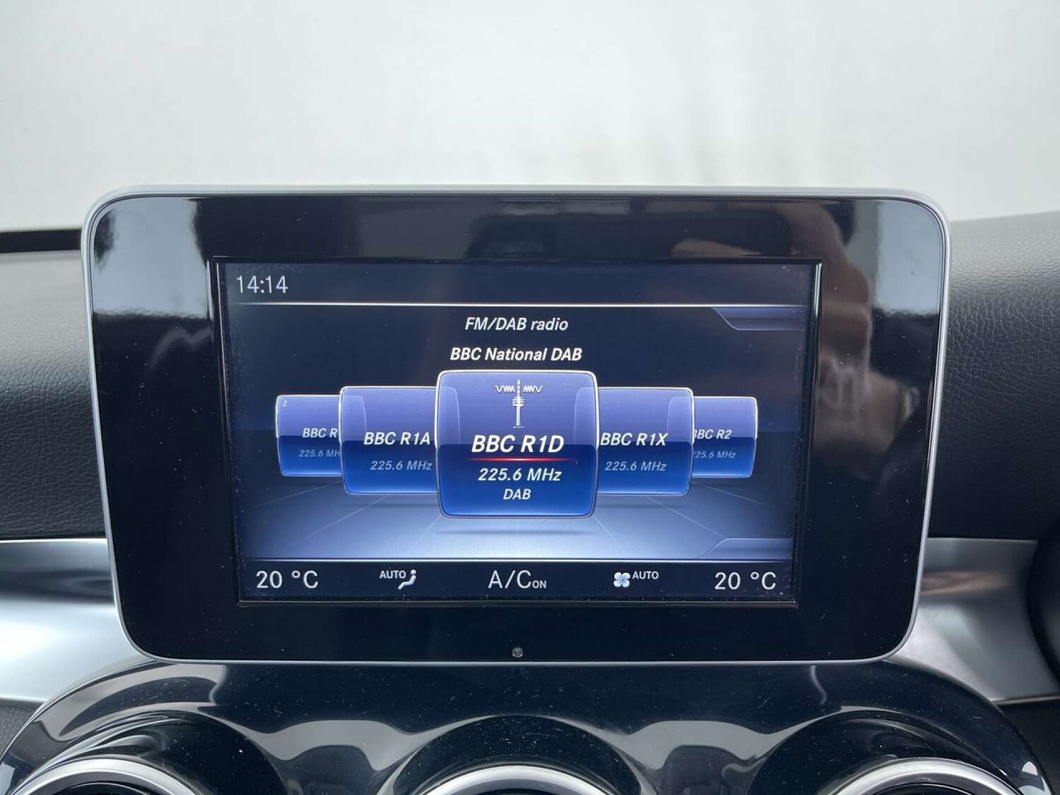 Used Mercedes-Benz C Class 2016 for sale - 76038508: Photo 38