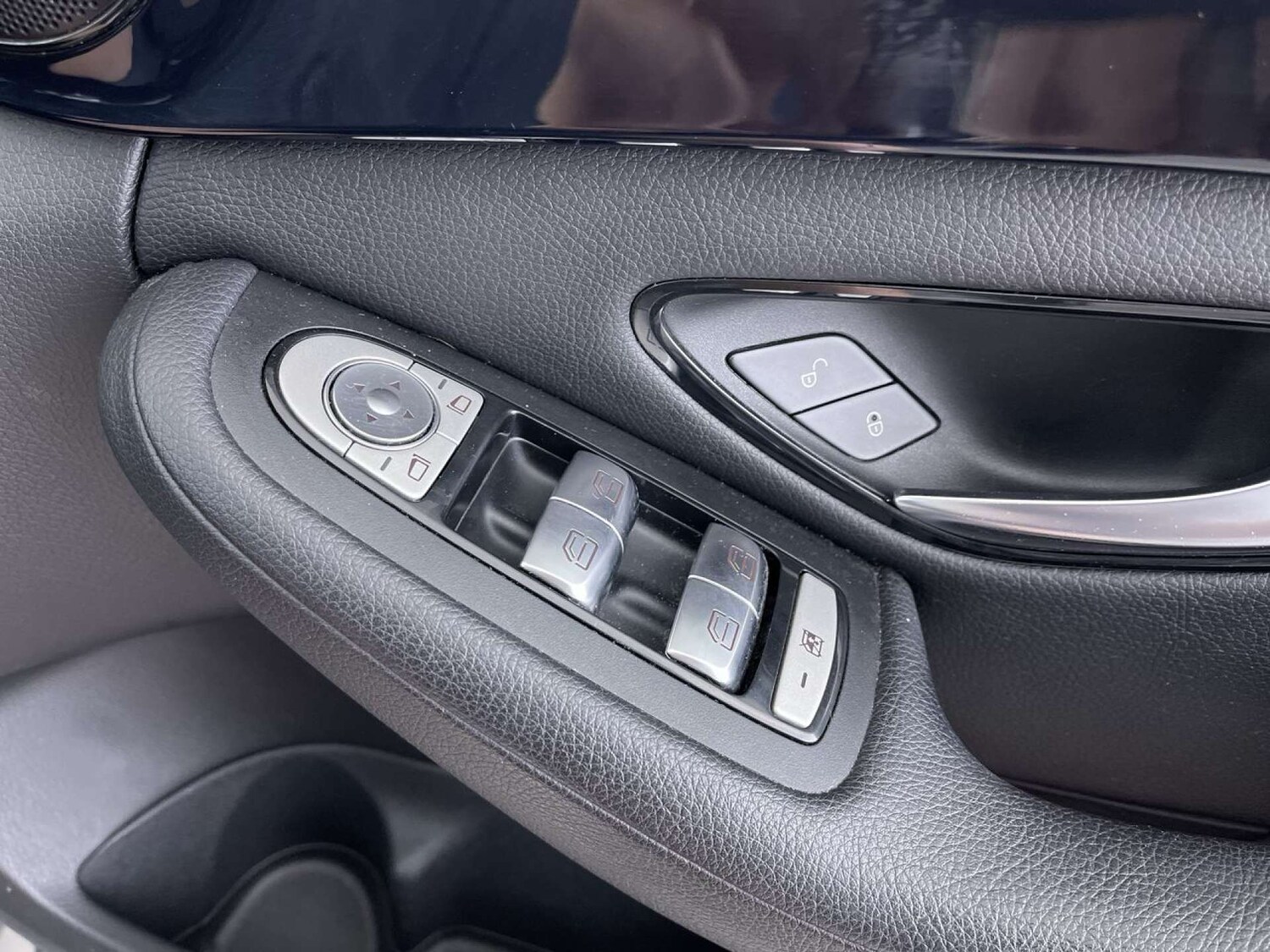 Used Mercedes-Benz C Class 2016 for sale - 76038508: Photo 46