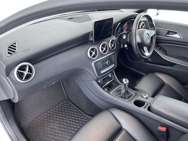 Used Mercedes-Benz A-Class 2018 for sale - 76127573: Photo 32