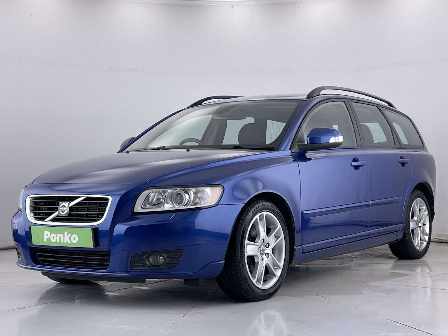 Used Volvo V50 2009 for sale - 76402711: Photo 4