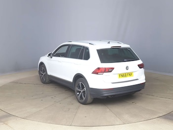 Used Volkswagen Tiguan 2018 for sale - 79571713: Photo