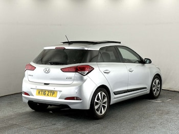 Used Hyundai i20 2016 for sale - 78154325: Photo