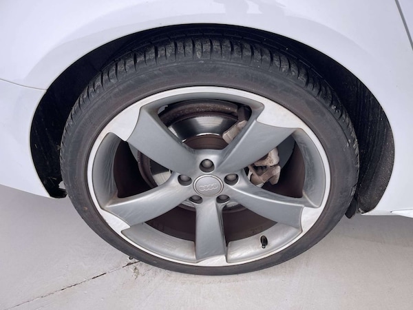Used Audi A4 2014 for sale - 76230750: Photo 24