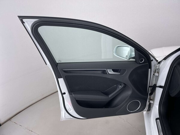 Used Audi A4 2014 for sale - 76230750: Photo 28