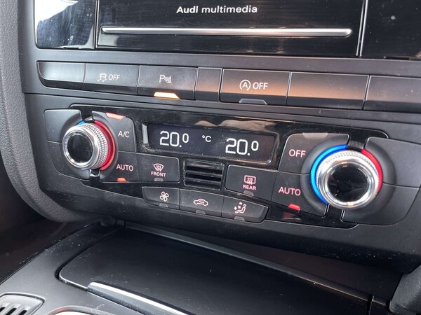 Used Audi A4 2014 for sale - 76230750: Photo 45