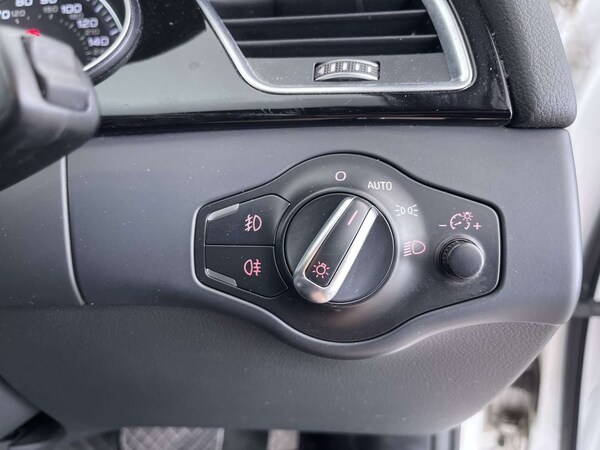 Used Audi A4 2014 for sale - 76230750: Photo 49