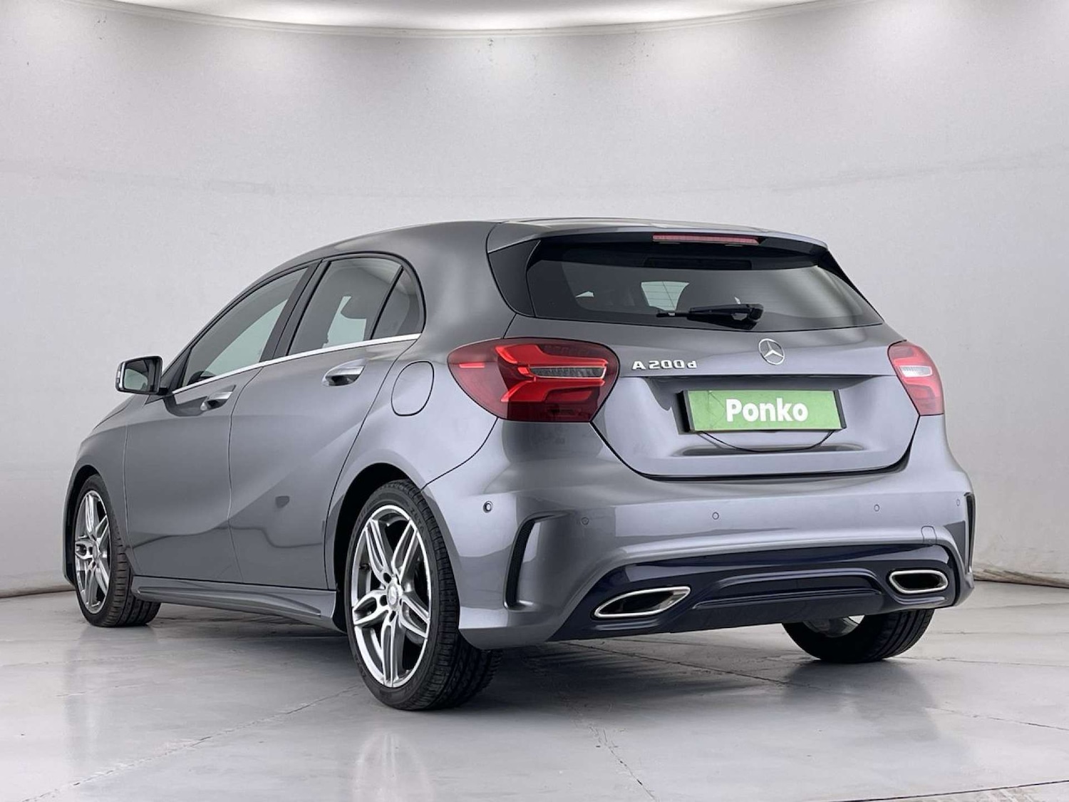 Used Mercedes-Benz A-Class 2017 for sale - 76038509: Photo 3