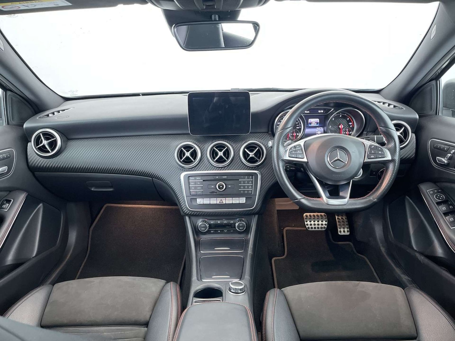 Used Mercedes-Benz A-Class 2017 for sale - 76038509: Photo 8