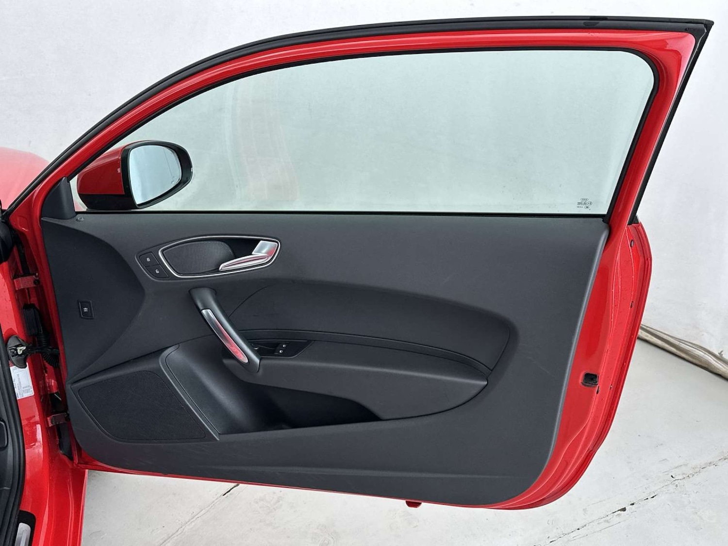 Used Audi A1 2011 for sale - 77609410: Photo 28