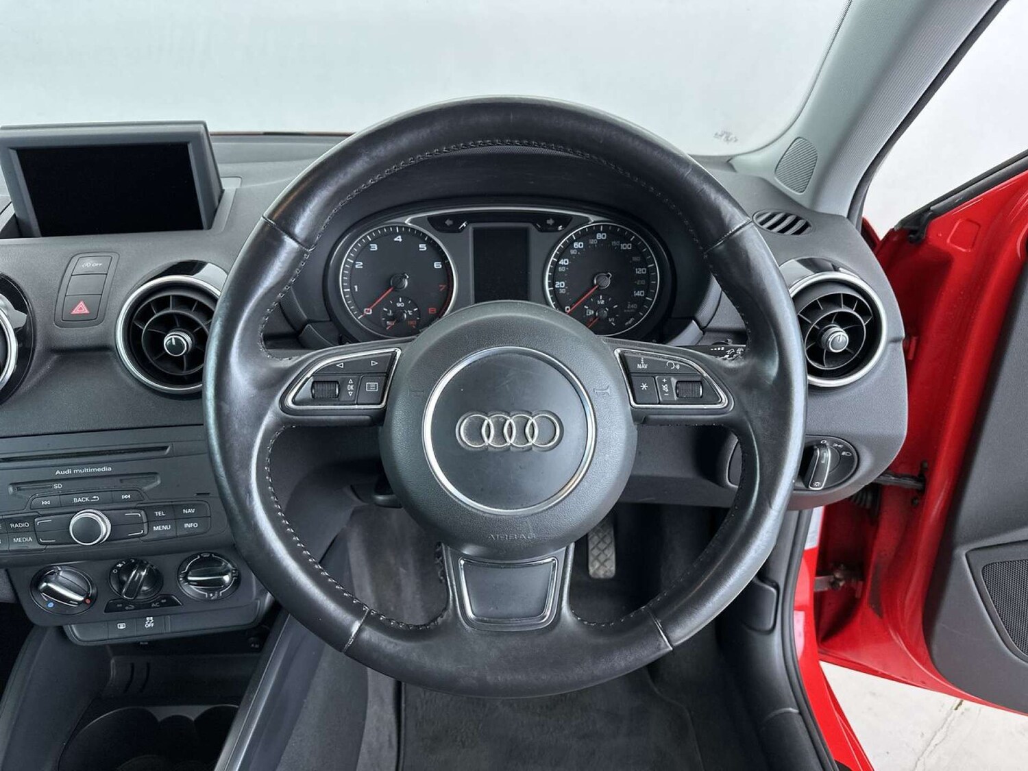 Used Audi A1 2011 for sale - 77609410: Photo 34