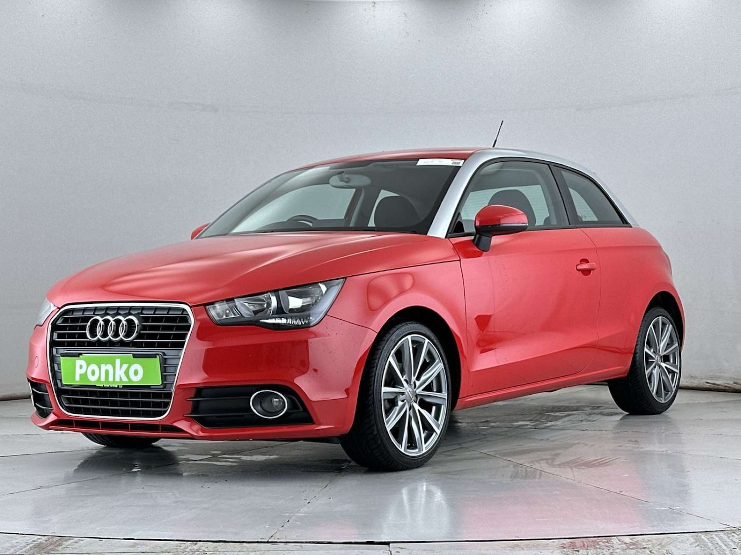 Used Audi A1 2011 for sale - 77609410: Photo 4