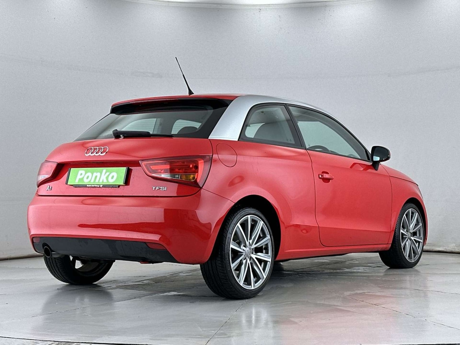 Used Audi A1 2011 for sale - 77609410: Photo 5