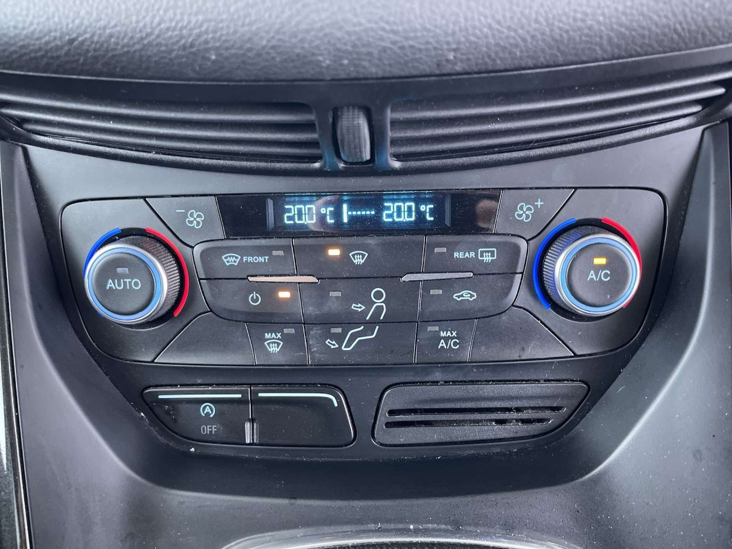 Used Ford Kuga 2018 for sale - 76280373: Photo 44
