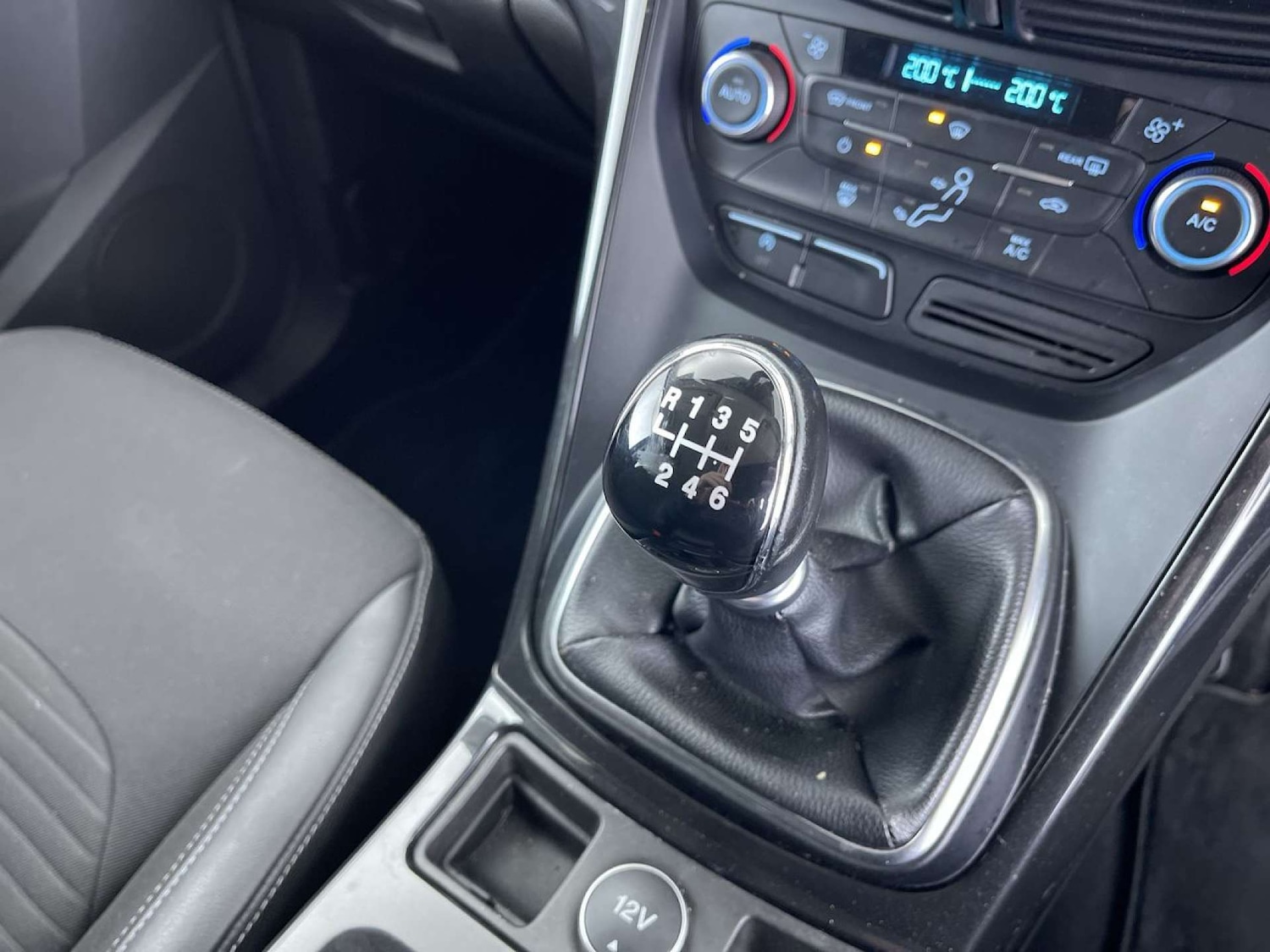 Used Ford Kuga 2018 for sale - 76280373: Photo 47