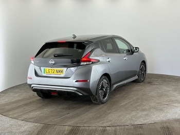 Used Nissan Leaf 2022 for sale - 79504300: Photo