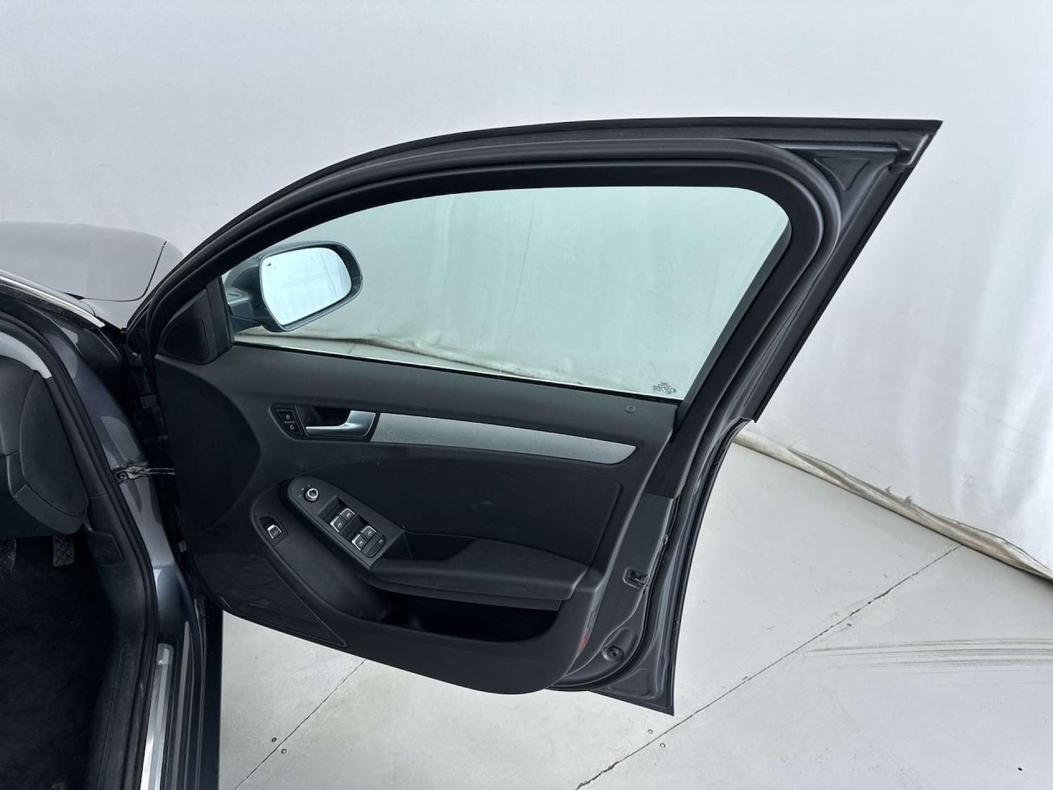 Used Audi A4 2014 for sale - 77494227: Photo 29