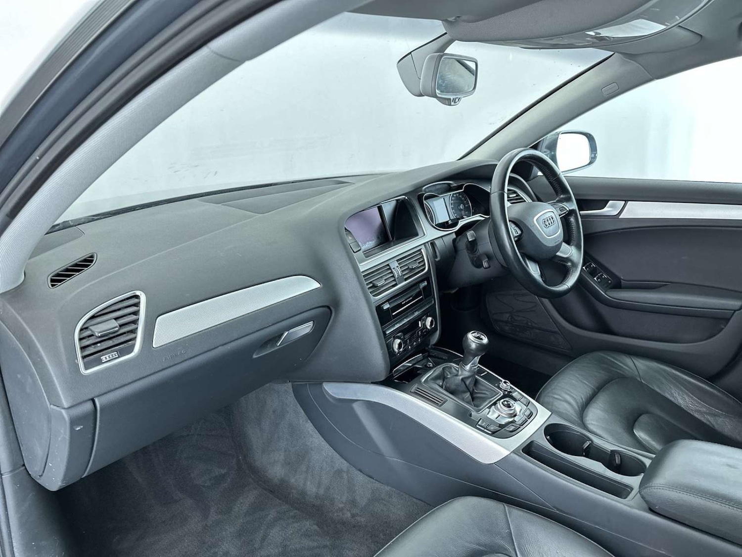 Used Audi A4 2014 for sale - 77494227: Photo 32