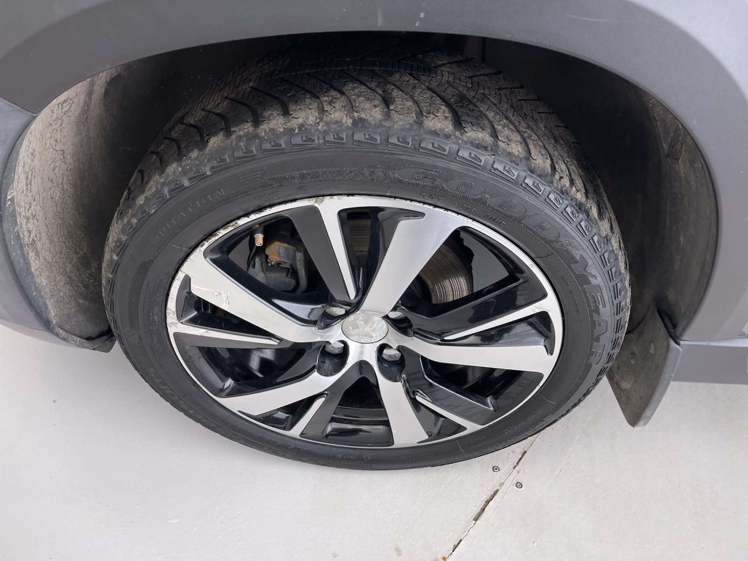 Used Peugeot 2008 2017 for sale - 77437450: Photo 11