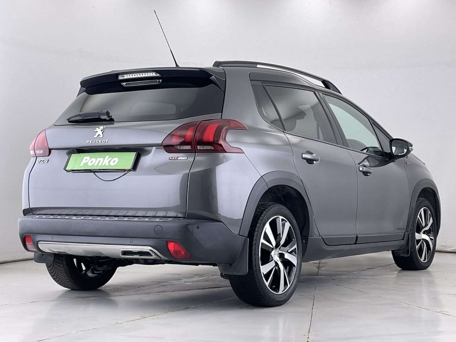 Used Peugeot 2008 2017 for sale - 77437450: Photo 5