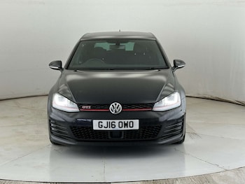 Used Volkswagen Golf 2016 for sale - 77591948: Photo