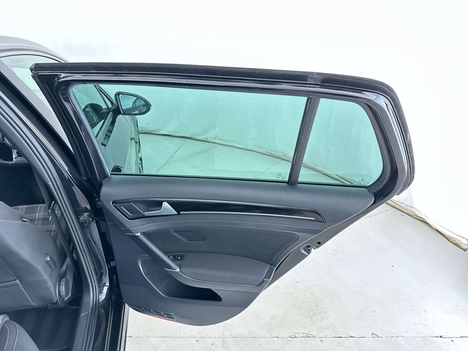 Used Volkswagen Golf 2016 for sale - 77591948: Photo 30