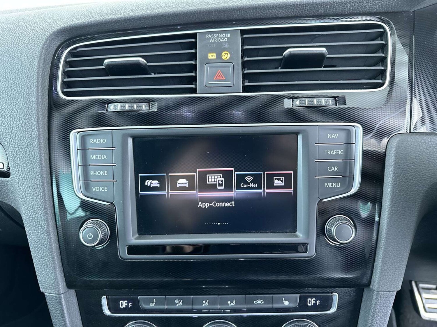 Used Volkswagen Golf 2016 for sale - 77591948: Photo 40