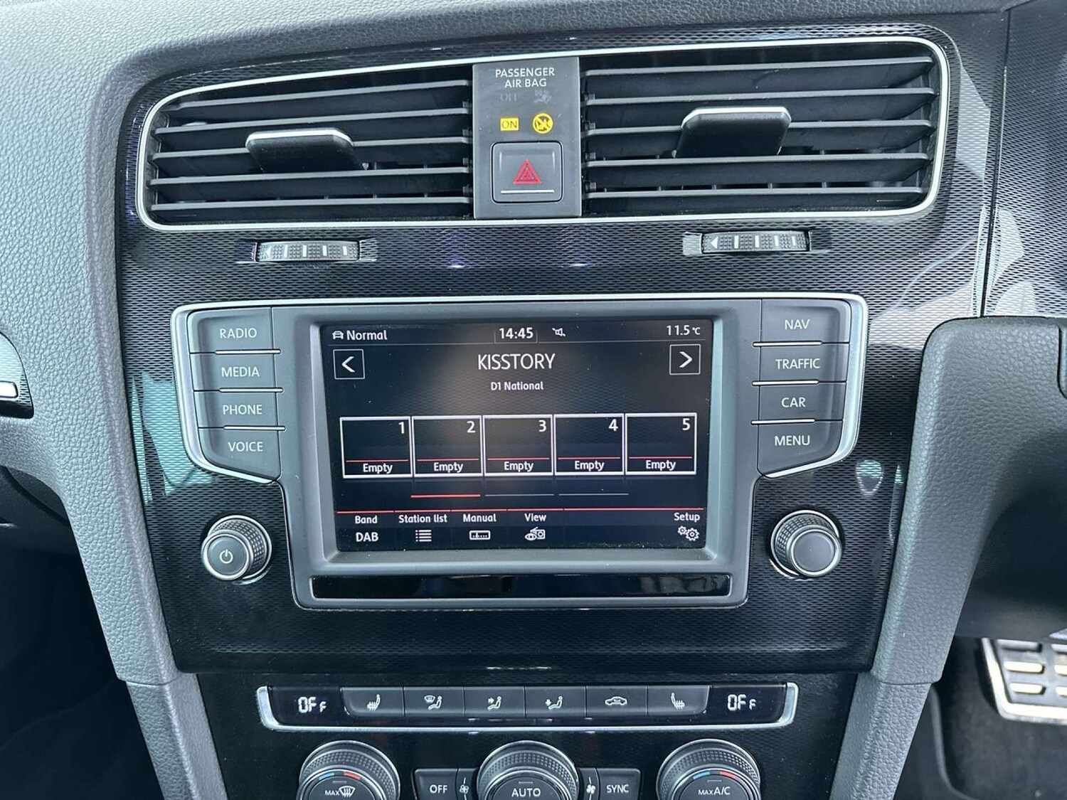 Used Volkswagen Golf 2016 for sale - 77591948: Photo 41