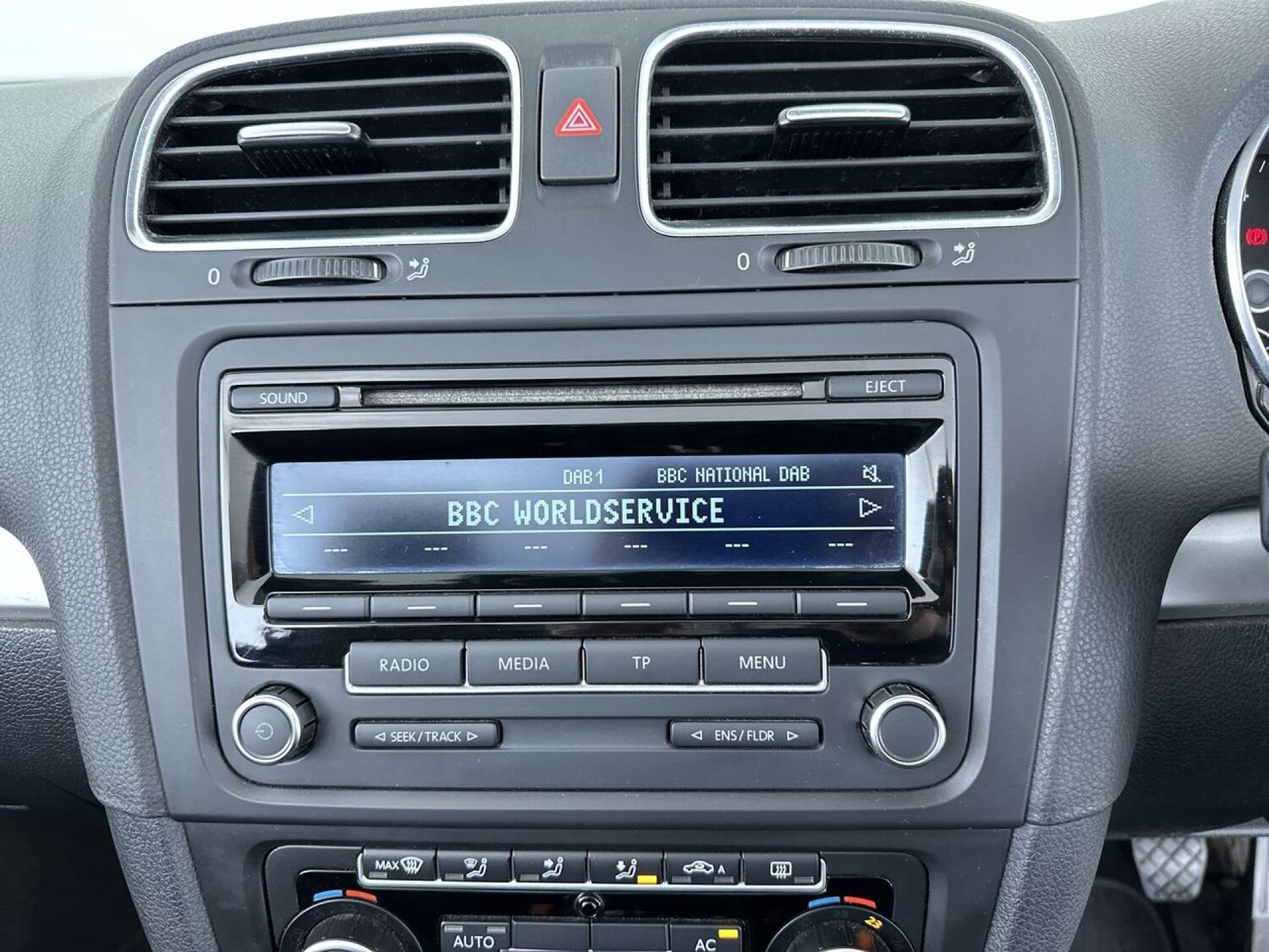 Used Volkswagen Golf 2012 for sale - 77609412: Photo 38