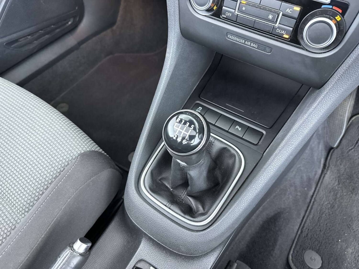 Used Volkswagen Golf 2012 for sale - 77609412: Photo 42