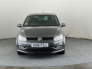 Used Volkswagen Polo 2016 for sale - 78039581: Photo